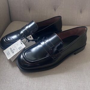 Zara Shiny Black Slip-On Loafers